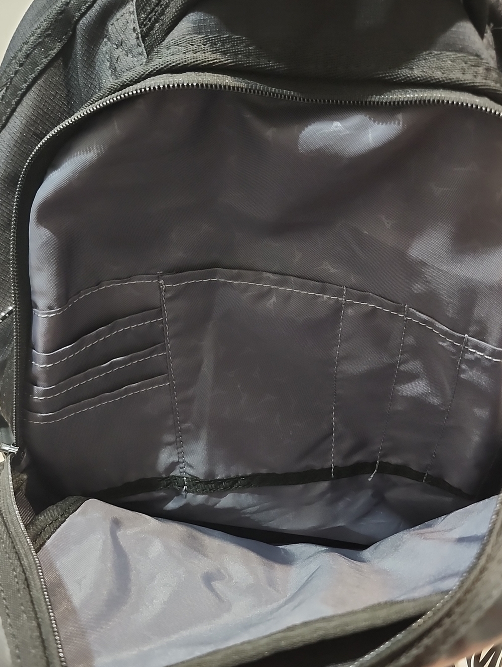 Mizuno MVP Backpack - Picture 3 of 4